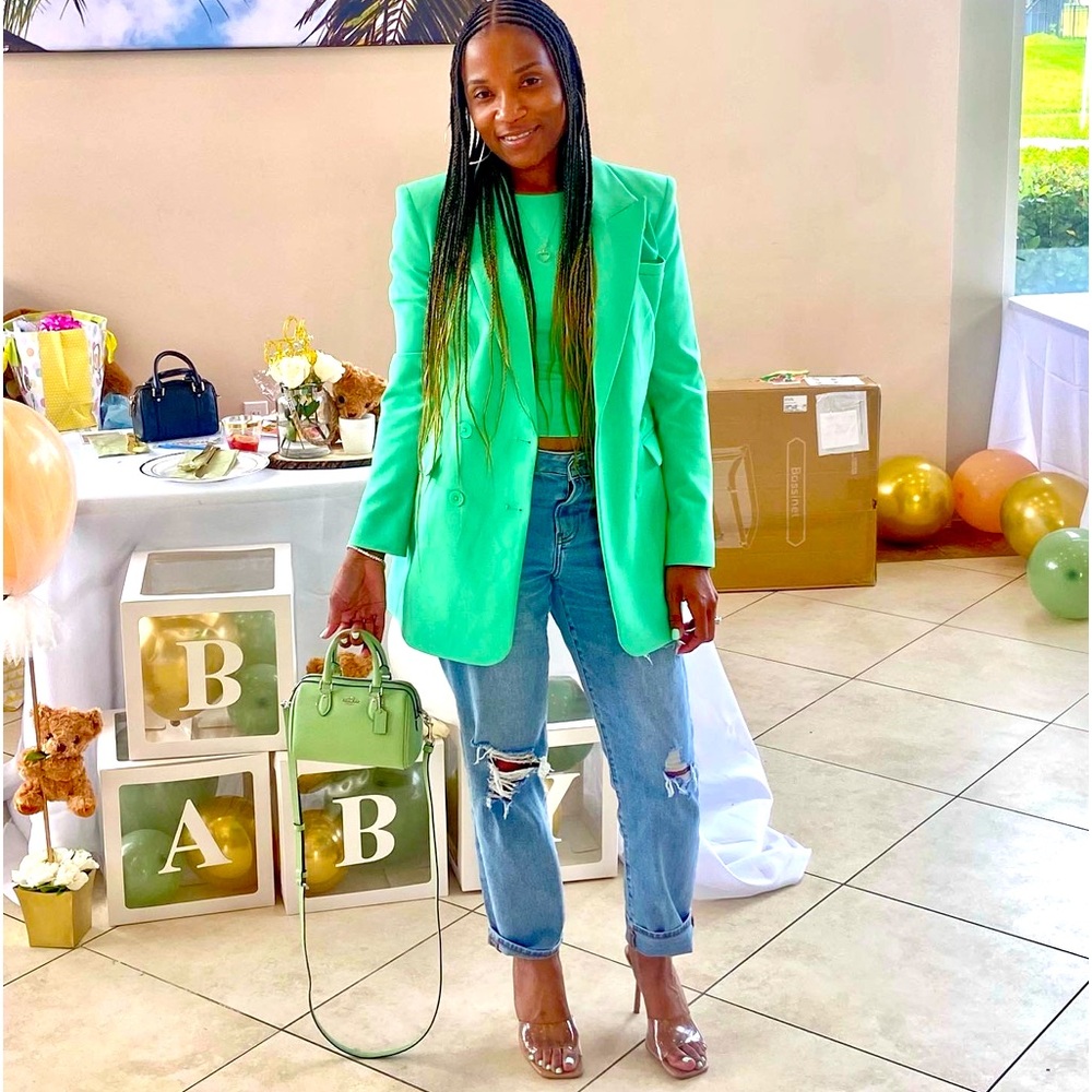 Meet your Posher, Jessica